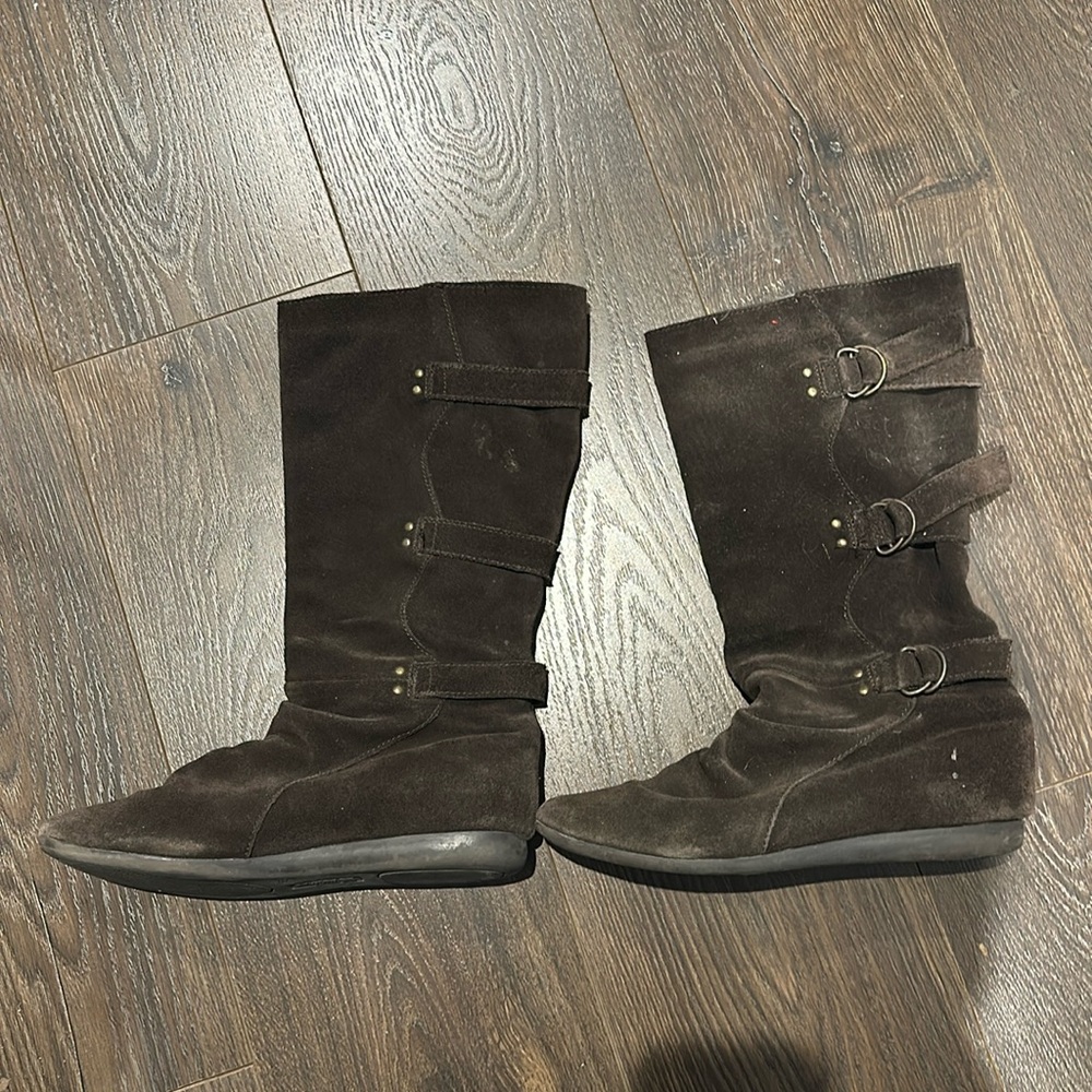 White Mountain Brown Suede Boots, 8.5 size, good condition, Leather Boots